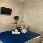 Center Villa