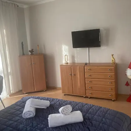 Center Villa *