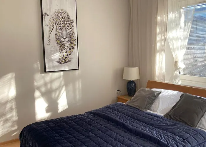 Center Βίλα Ζακοπάνε