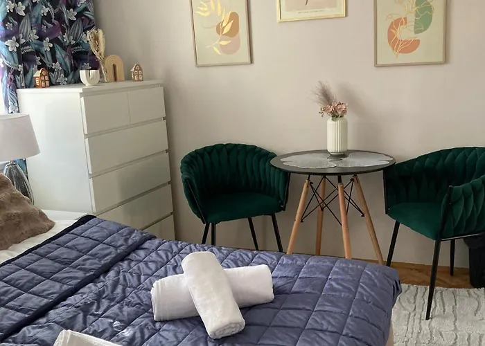 Center * Ζακοπάνε